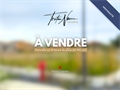 Terrain à la vente
